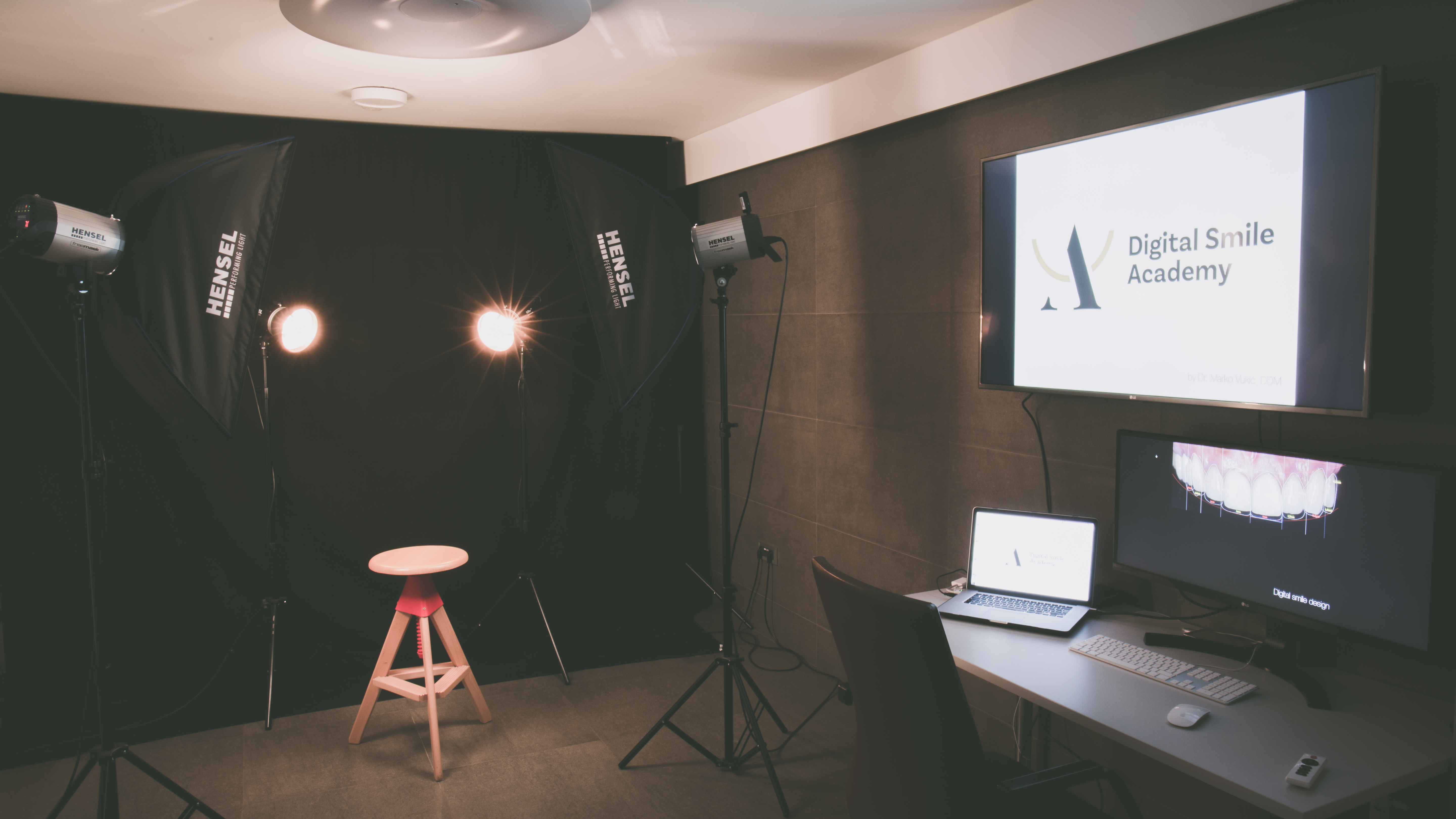 Photo studio